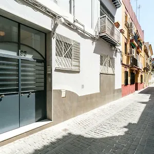 Triana 3 Bedrooms & 2 Bath Parking Included , Sevilla España